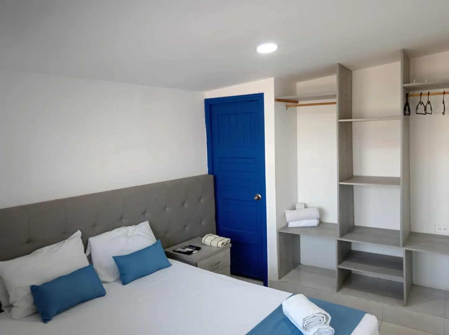 Cozzy Studio Inside Walled City & Historic Center contacts